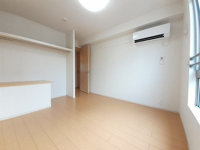 モデッサ１０３７の内装|内装は落ち着いています