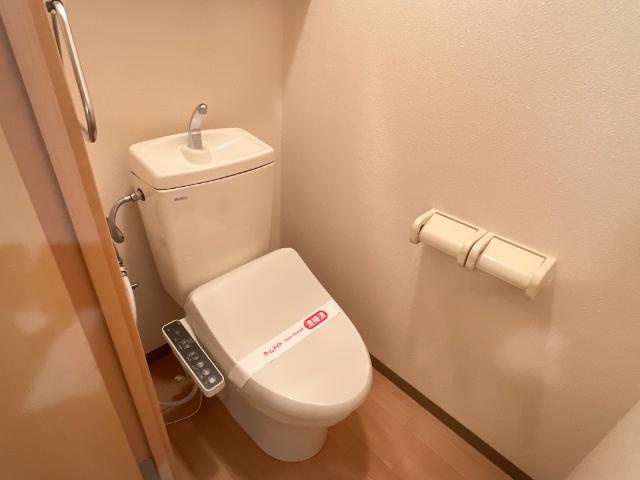 コンフォールTwo（コンフォールConfort 　Two）のトイレ|シャワー付トイレ