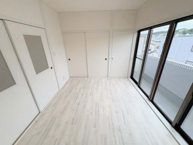 生駒市小瀬町の賃貸マンションの洋室
