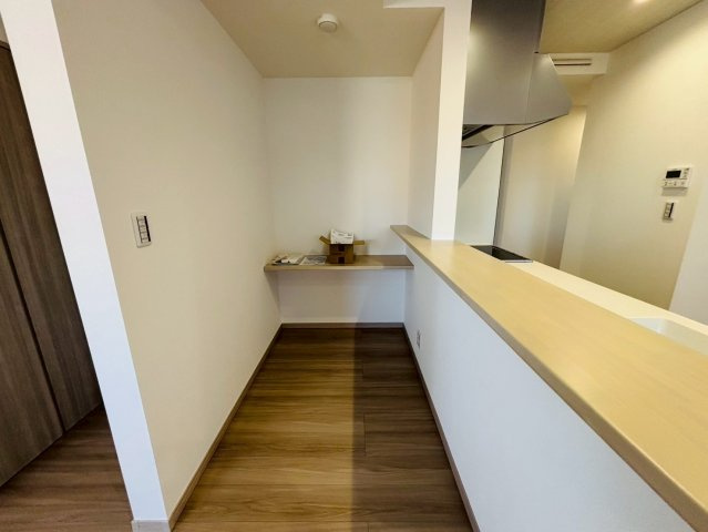 七栄　新築平屋戸建て　２号棟のキッチン