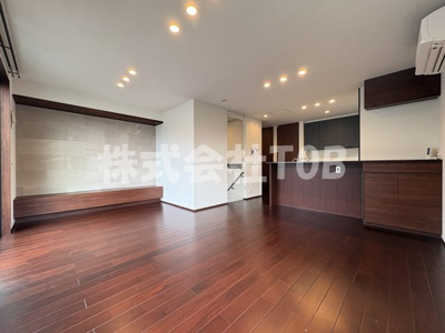 【居間・リビング】 | 世田谷区宮坂１丁目戸建-再契約型- | 2F　LDK13帖※クリーニング完了前※