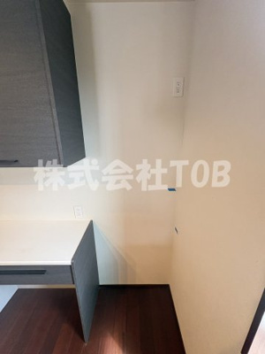 【その他】 | 世田谷区宮坂１丁目戸建-再契約型- | 2F　冷蔵庫置き場※クリーニング完了前※