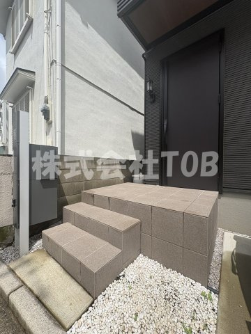【ロビー】 | 世田谷区宮坂１丁目戸建-再契約型- | メールBOX　宅配BOX