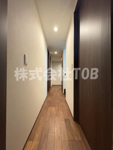 【その他】 | 世田谷区宮坂１丁目戸建-再契約型- | 1F　玄関ホール※クリーニング完了前※