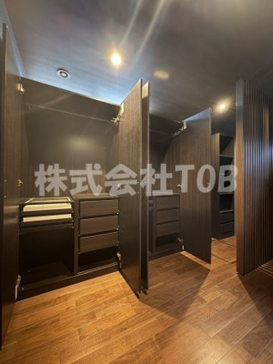 【収納】 | 世田谷区宮坂１丁目戸建-再契約型- | 1F　洋室7.5帖　収納