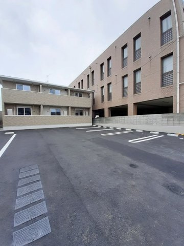 【駐車場】 | サンフラワー松前駅前