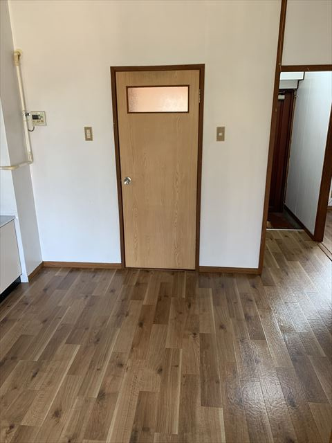 宇佐町２丁目1棟マンションの洋室