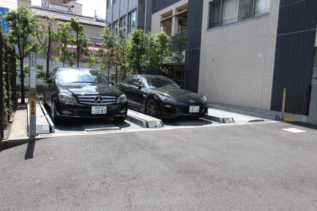 プライムアーバン本駒込の駐車場|※参考写真