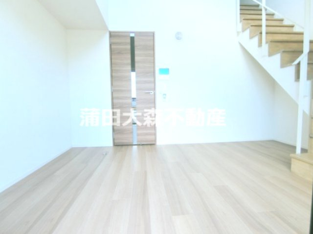 ラティエラ大森の居間・リビング