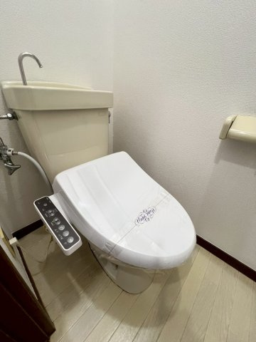 東垂水町貸家のトイレ