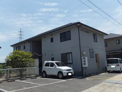 ファミール高市の外観