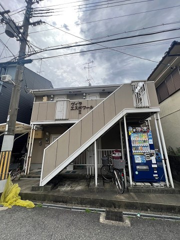 ヴィラエスポワールⅡの外観