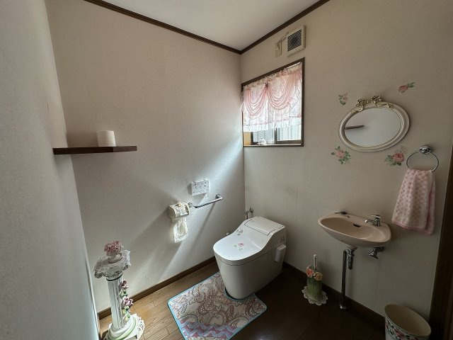 中古住宅　細畑4丁目のトイレ
