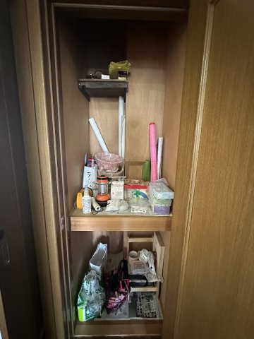中古住宅　細畑4丁目の収納|トイレ横物入