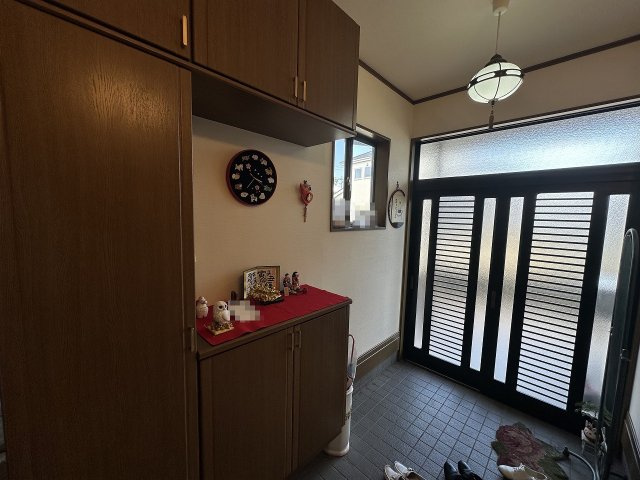 中古住宅　細畑4丁目の玄関
