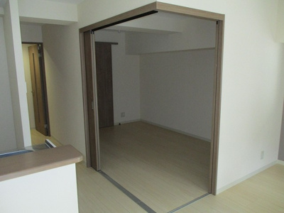 【洋室】 | サンライト門田屋敷