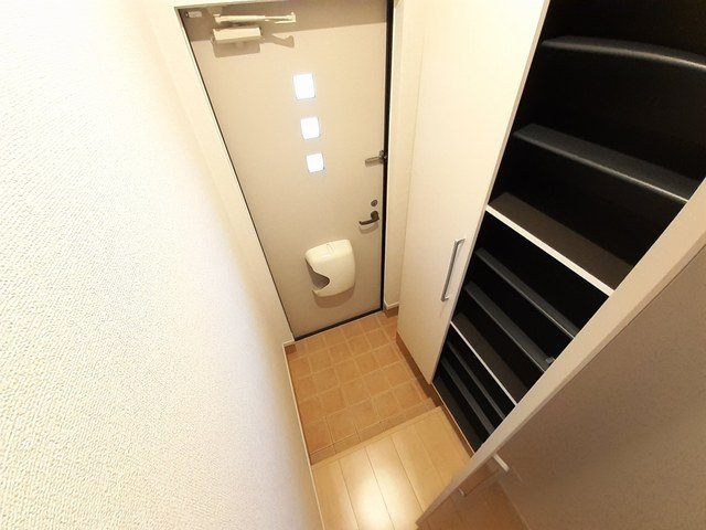 ブリッサ北の玄関