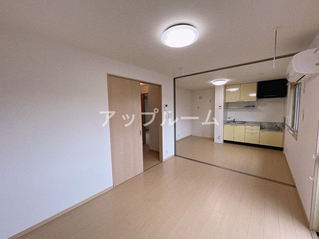 アゼリアコート・友の内装