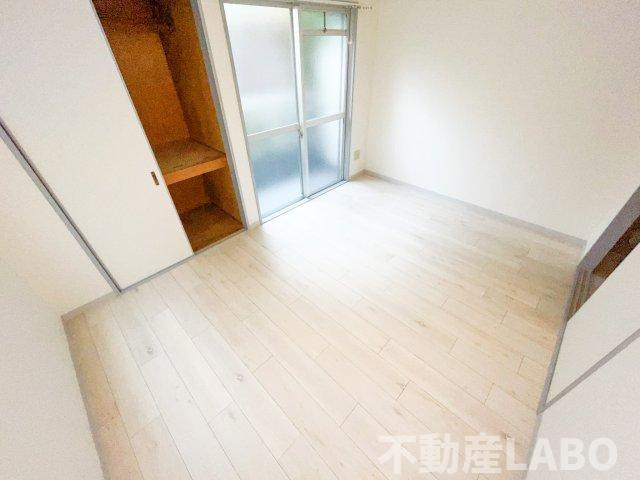 パークサイドマンションの洋室