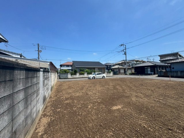 -三丁目不動産事務員-　太田市烏山上町　の外観