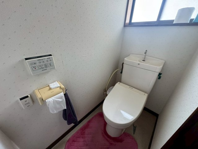 -三丁目不動産-　寄居町鉢形　平成6年築のトイレ|トイレです