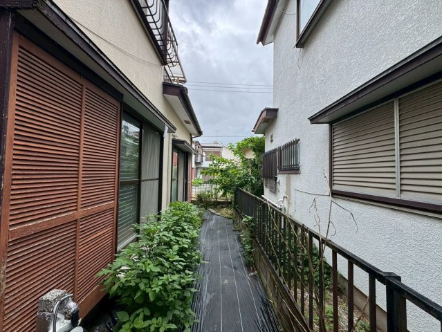 -三丁目不動産-　深谷市岡1丁目　昭和57年築の庭|たまにはお庭で休日を過ごしてみるのもよいかもしれません