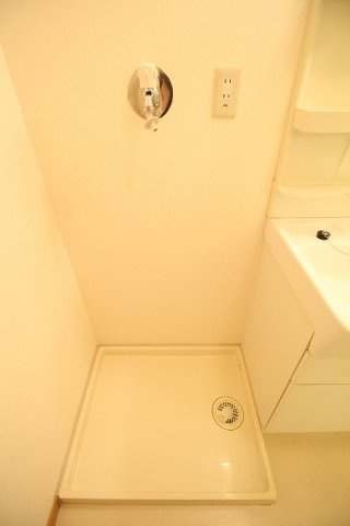 エレガントの設備|室内洗濯機置場です。
