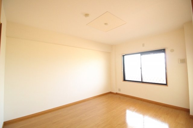 エレガントの子供部屋|子供部屋としても使い勝手の良いお部屋です