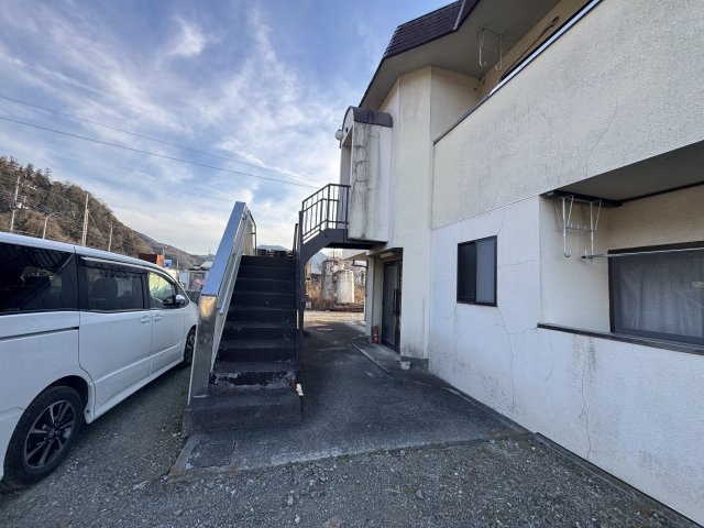 -三丁目不動産-　児玉郡神川町渡瀬　1棟アパートの外観|落ち着いた雰囲気の外観です