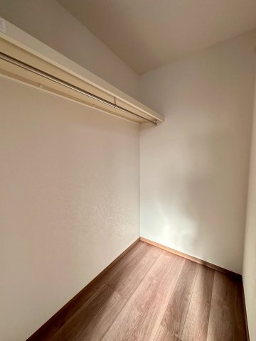 ワイウッドコート太田市飯田町第3期の収納|便利な収納スペースです