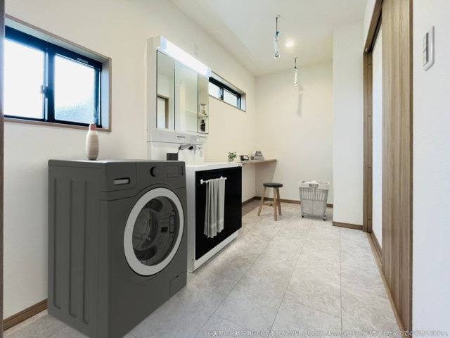 ワイウッドコート久喜市青葉第7期の脱衣所|【洗面脱衣所　CG家具設置イメージ】
※画像内に含まれる家具家電はCGで作成したイメージです。実際の