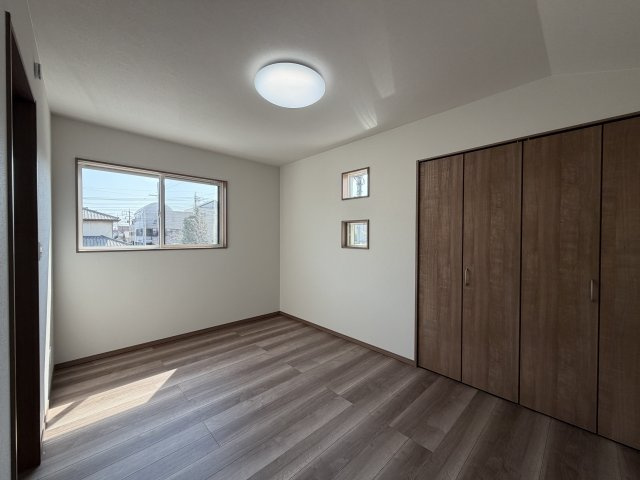 ワイウッドコート渋川市渋川第1期の寝室|寝室です