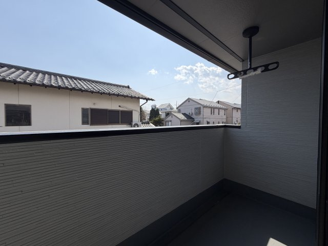 ワイウッドコート渋川市渋川第1期のバルコニー|陽当たり良好なバルコニーです
