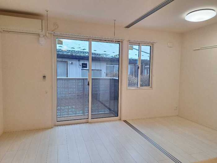 ヴェルコートの洋室