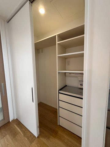 藤久良町　中古戸建ての収納|収納のためのスペースです