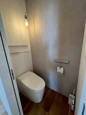 藤久良町　中古戸建てのトイレ|シンプルで使いやすいトイレです