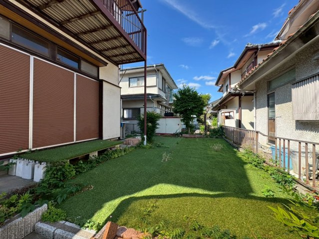 -三丁目不動産-　小川町東小川4丁目　東南角地の庭|お庭で自由な時間を過ごせます