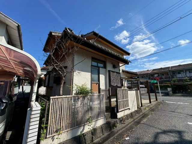 -三丁目不動産-　小川町東小川4丁目　東南角地の前面道路含む現地写真