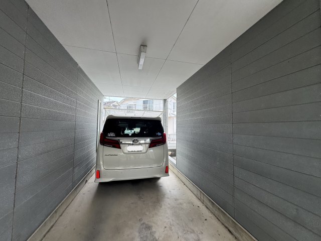 -三丁目不動産-　熊谷市柿沼　平成7年築の駐車場