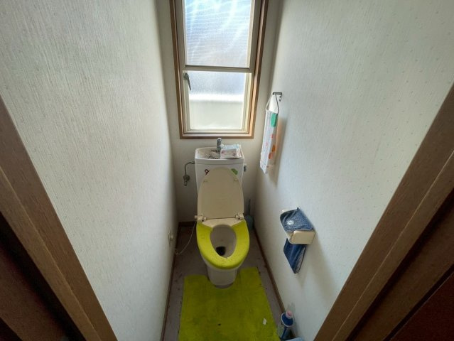 -三丁目不動産-　熊谷市柿沼　平成7年築のトイレ|シンプルで使いやすいトイレです