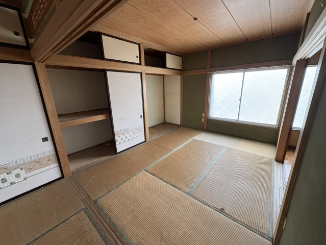 富岡市富岡の中古一戸建の和室|来客時にも便利な和室付き