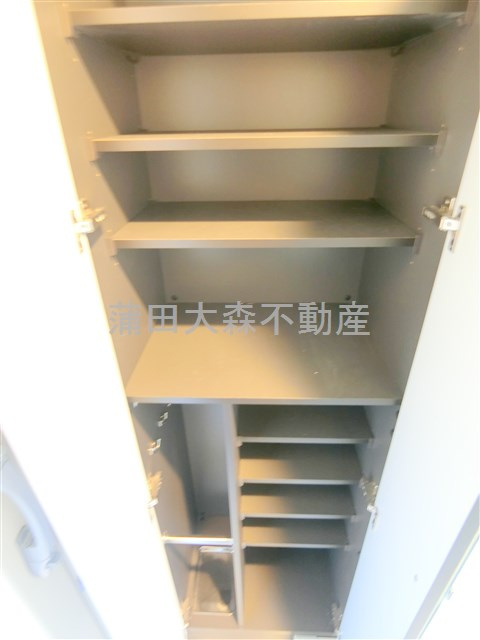 ドゥーエ蒲田南の収納