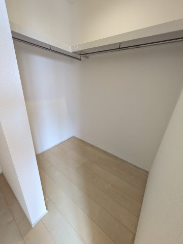 【勿来町窪田町通1丁目第1／2号棟】 人気のデザイナーズ新築建売住宅☆・。の収納|同施工　十分な収納スペースがあります