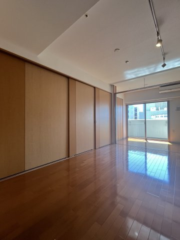 【居間・リビング】URBAN FLATS江坂