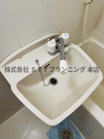 仲介手数料0円！ジョバネ藤原の洗面所