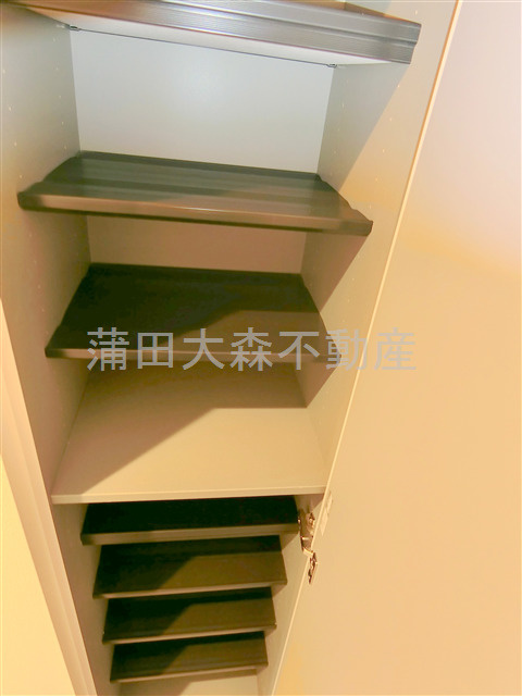 XEBEC京急蒲田の収納|玄関収納　シューズBOX