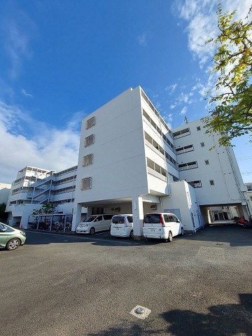 フィオーレ塚口の外観