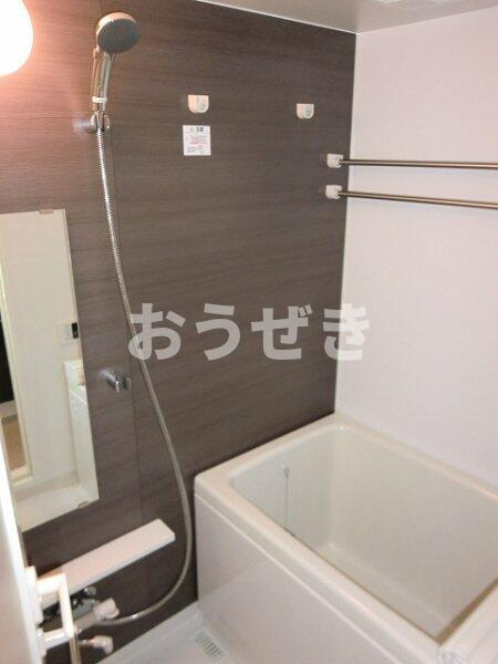 ＺＯＯＭ横浜ＳＱＵＡＲＥの浴室