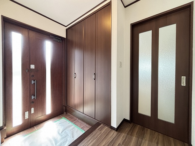 【玄関】 | 古賀市薬王寺　戸建て