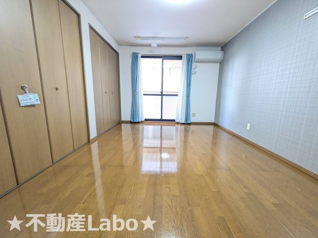 ドミール古川 Cの居間・リビング